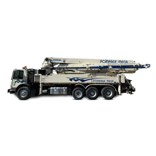 Pompe avec mât de distribution de marque Schwing S 39 SX à louer